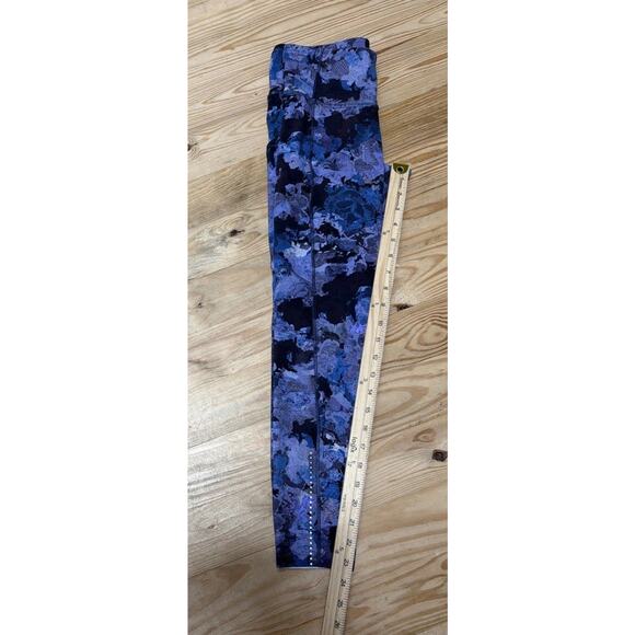 Lululemon Fast Free 7/8 Tight II *Nulux 25" Screen Camo Multi Blue EUC - Picture 6 of 6